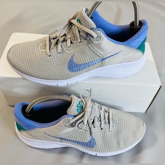Size 11 - Nike Flex Experience Run 11 Next Nature Gray Women’s NWB - Picture 2 of 9